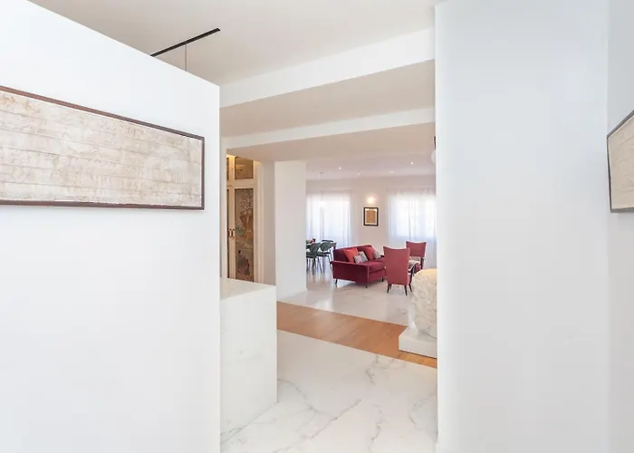 Arte Della Medaglia Gallery House